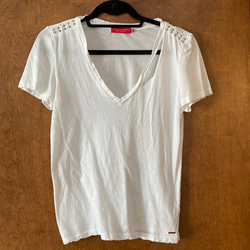 N Philanthropy White V-Neck Distressed Studded Short Sleeve Tee